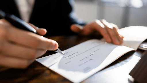 Understanding the Legal Framework for Cheque Use in the UAE: Key Requirements and Consequences of Misuse