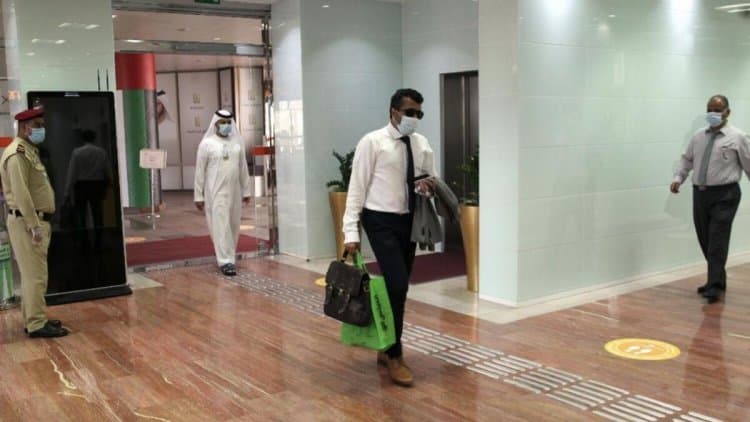 UAE : Not Wearing Mask Or Shaking Hands Will Prove Costly For Govt Employees