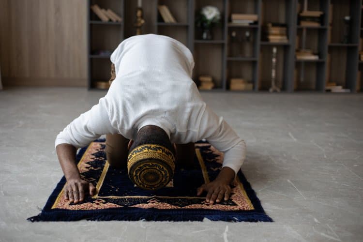 Social Distancing in Mosques and Venue Limits to be Relaxed in UAE