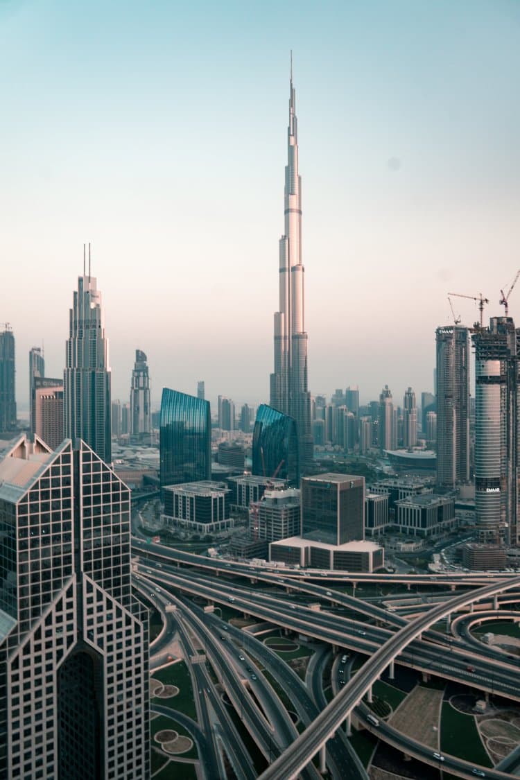 How you can live in Dubai and work anywhere in the world?