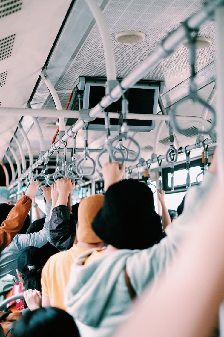 Abu Dhabi bus regulations 2022