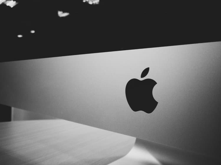 Apple challenges injunction against self-preferencing services