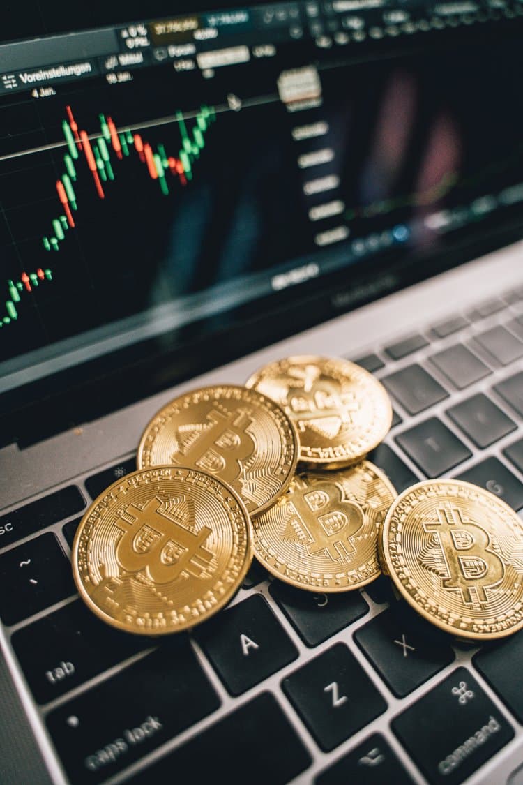 Non-Fungible Tokens (NFT) in UAE.