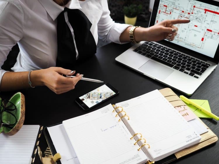 Moving Out When the Lease is Still Active in Dubai: How to ENSURE you do not Have to Pay the Penalty for Violating the Lease?