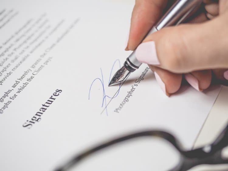Procedure to resign from jobs in the UAE