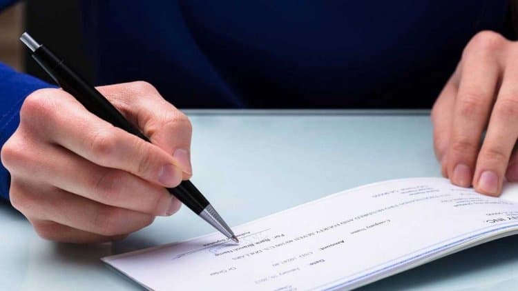 What are the Consequences of Issuing a Bounced Cheque in Dubai?