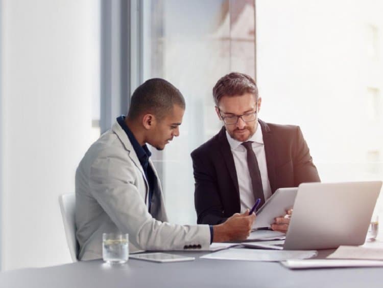 Why It's Essential to Consult a Lawyer Before Starting a Business in Dubai?