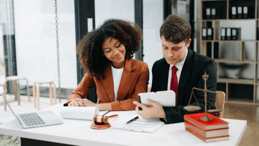 How to Build a Successful and Rewarding Legal Career in the UAE?