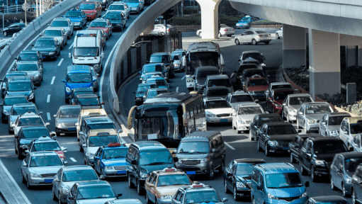 Revised Speed Limits on Key Roads Across the UAE and Penalties for Speeding