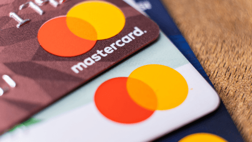 Visa, Mastercard $30 Billion Antitrust Settlement in Peril, Judge May Reject Accord