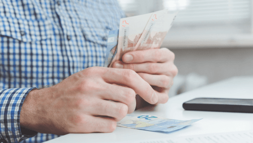 Are You Entitled to Gratuity If You Have Not Worked Continuously With a Firm?