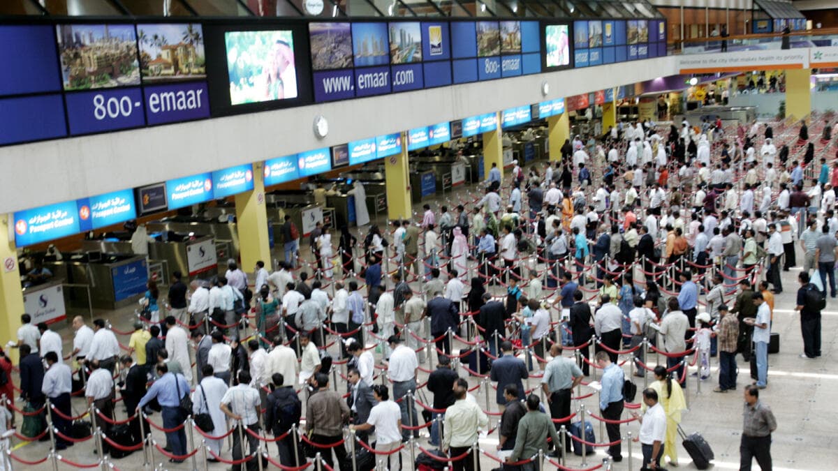 Travel Rules: Restrictions on Cash, Jewellery & Other Valuables, Penalties in UAE Explained
