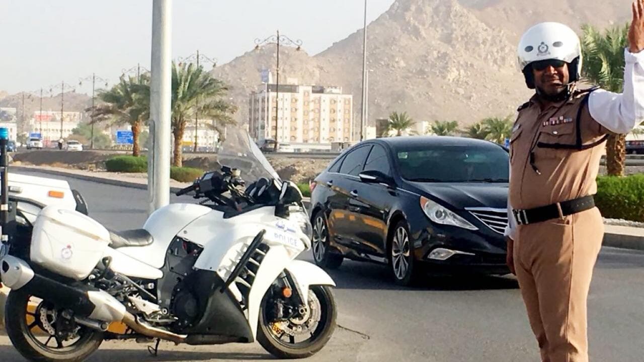 Oman Police Intensify Drive to Combat Illegal Activities; Legal Proceedings Progress