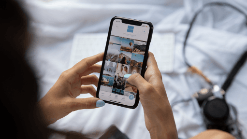 Abu Dhabi Judicial Department Warns of Cyber Risks from Storing Private Media on Smartphones
