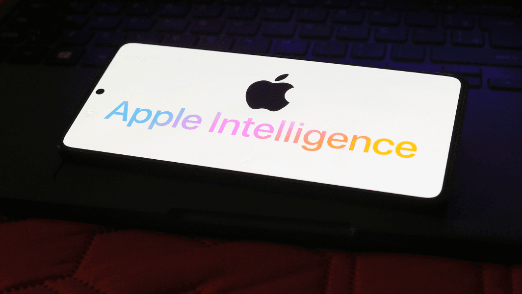Apple Halts AI News Summaries After Accuracy Concerns