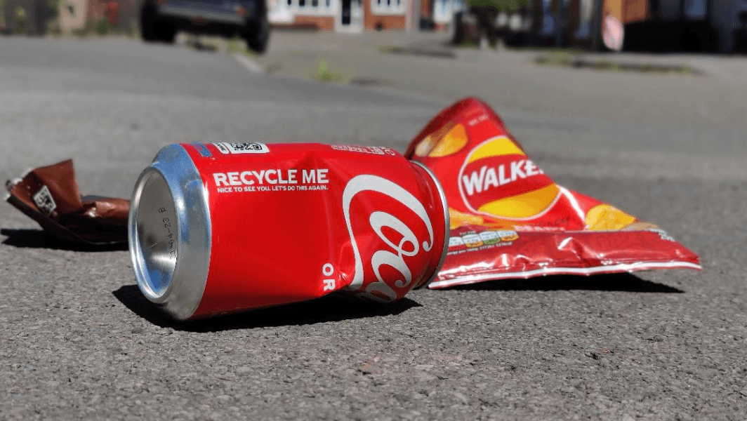 Abu Dhabi Introduces Stricter Fines for Littering: Up to Dh4,000 Penalty for Repeat Offenders