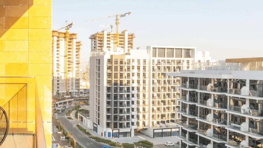 Abu Dhabi Enforces Fines of up to Dh4,000 for Illegal Building Facade Changes