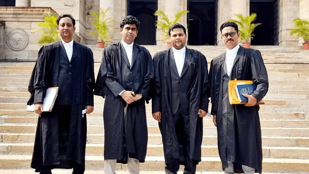 Karnataka High Court Relaxes Dress Code for Advocates in District and Trial Courts During Summer