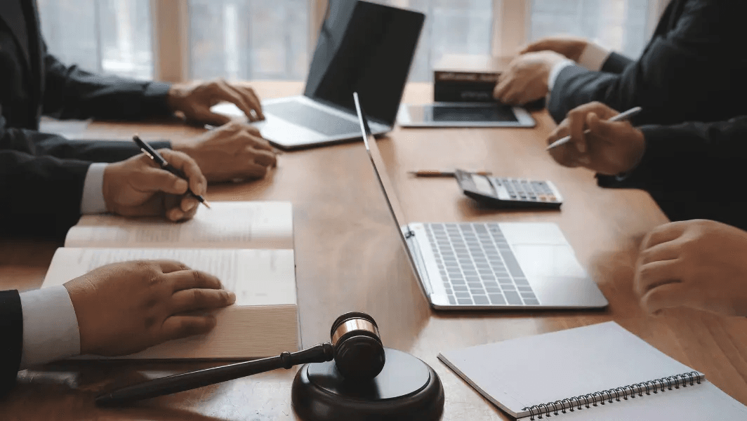 How a Law Firm Acts as Legal Advisor in a Strategic Investment Deal