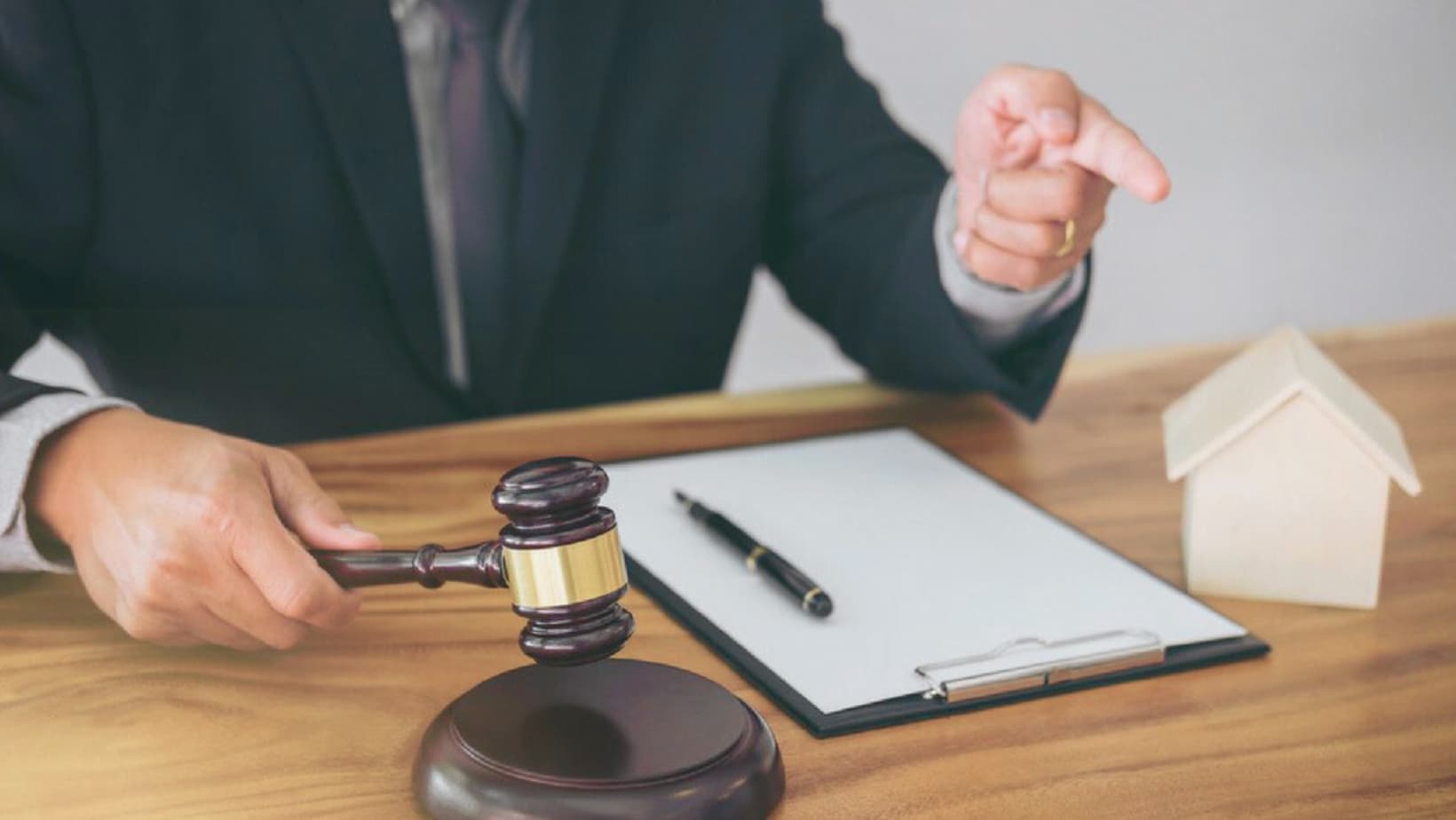 Avoiding Property Disputes: A Guide for Tenants and Landlords in the UAE