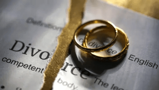 Finding the Right Divorce Consultation Near Me: A Guide to Hiring a Divorce Lawyer in Dubai
