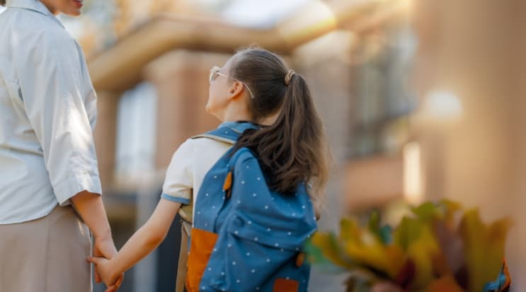 Abu Dhabi Enforces Annual Parent-School Contracts in All Private Schools by 2025