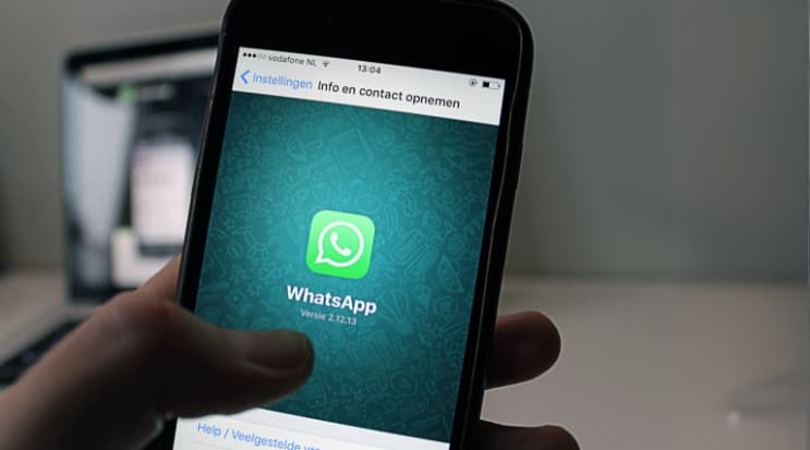 UAE Users Warned of Rising WhatsApp Hacking Risks