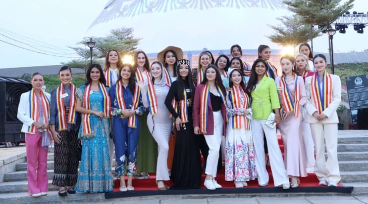 Miss World Contestants 2025 Visit Telangana’s Buddhavanam to Mark Buddha Purnima