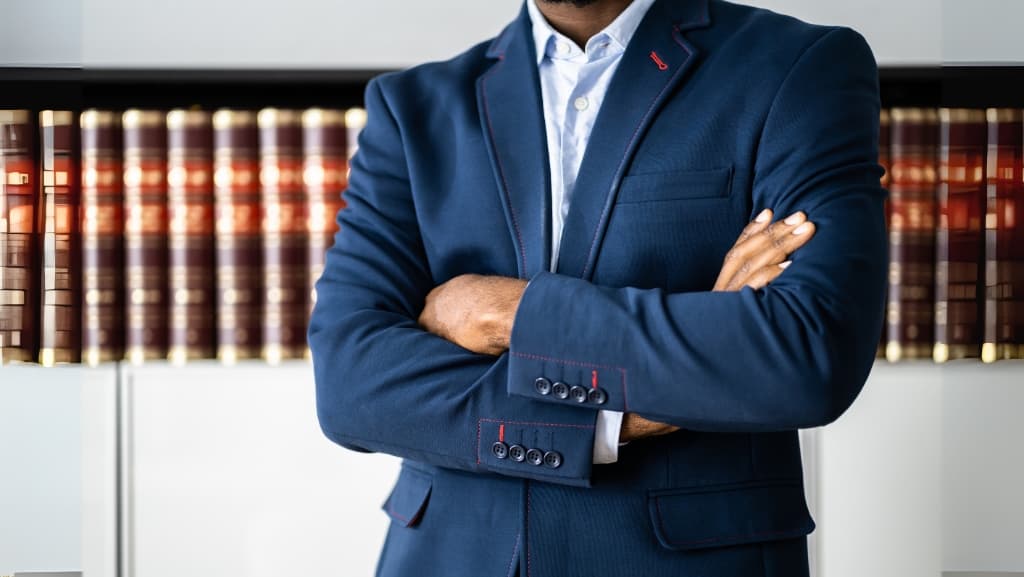 When Should You Hire a Criminal Defence Lawyer in The UAE?