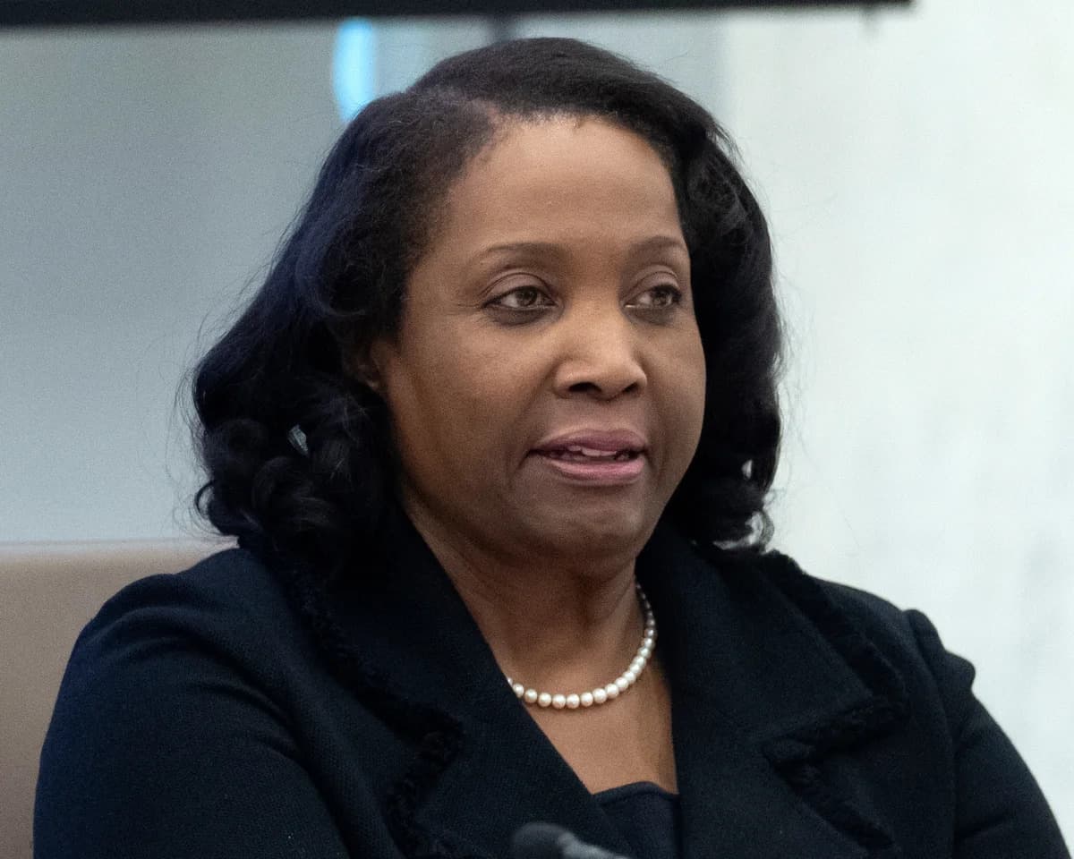 Cook Sues Trump After Firing Attempt, Setting Stage for Historic Fed Battle