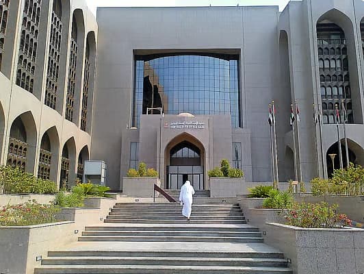Central Bank Suspends Yas Takaful Licence; Regulator Cites Serious Breaches