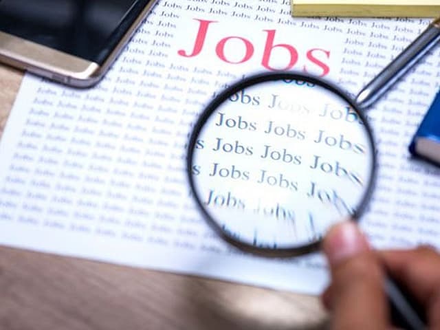 Checking the Legality of Job Offers in Dubai: How to Spot Scams, Verify Companies, and Protect Your Future