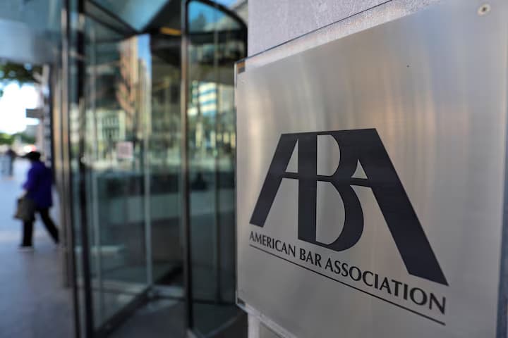 ABA Council Defends Accrediting of US Law Schools Amid Mounting Pressure