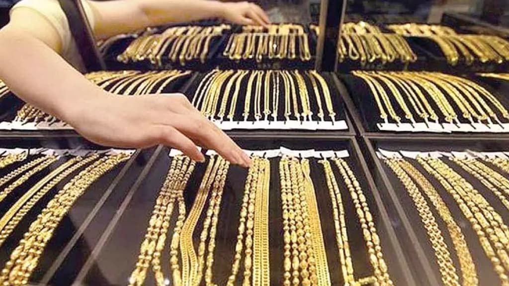 Oman Extradites Fugitive Wanted in UAE for Armed Assault and Jewellery Theft