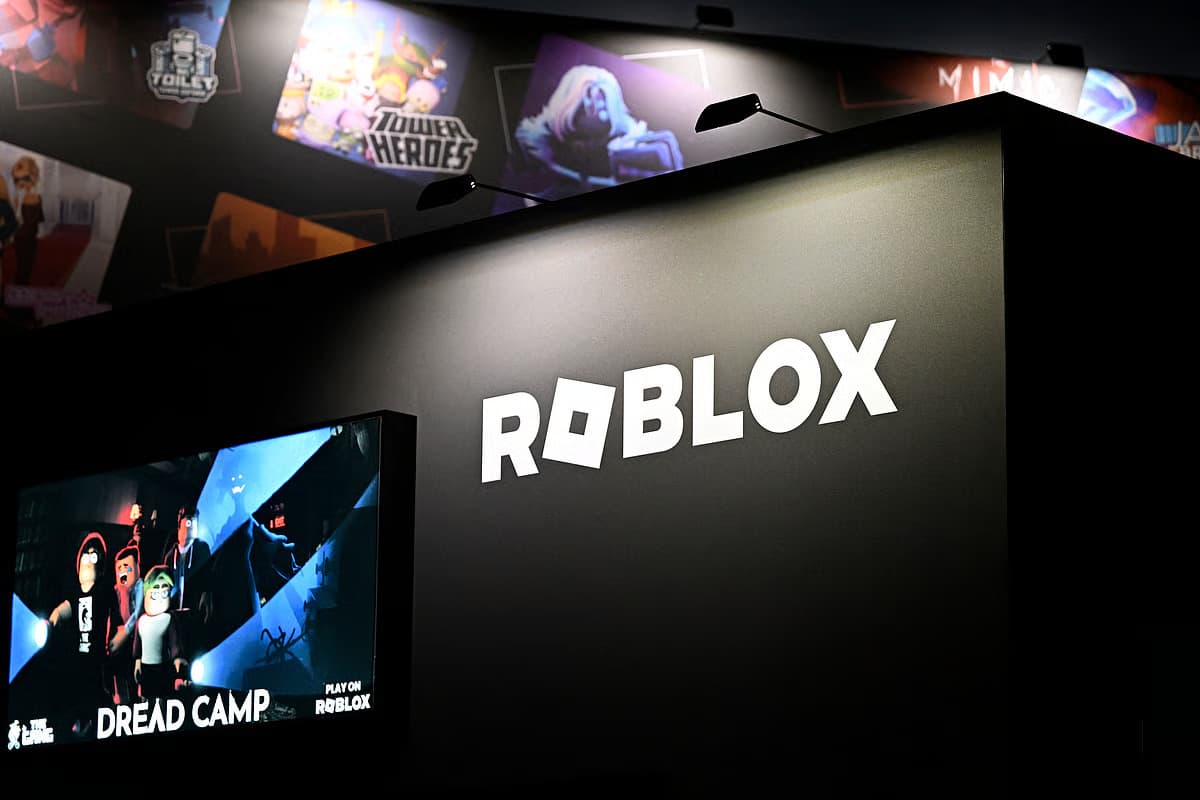 Roblox Temporarily Disables Chat for UAE Users Amid Growing Concerns Over Child Safety and Online Predators