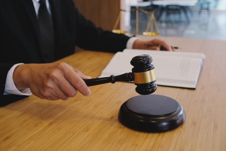 Dubai Court Upholds Conviction for Defaming Nurse in Google Review Under UAE Cybercrimes Law