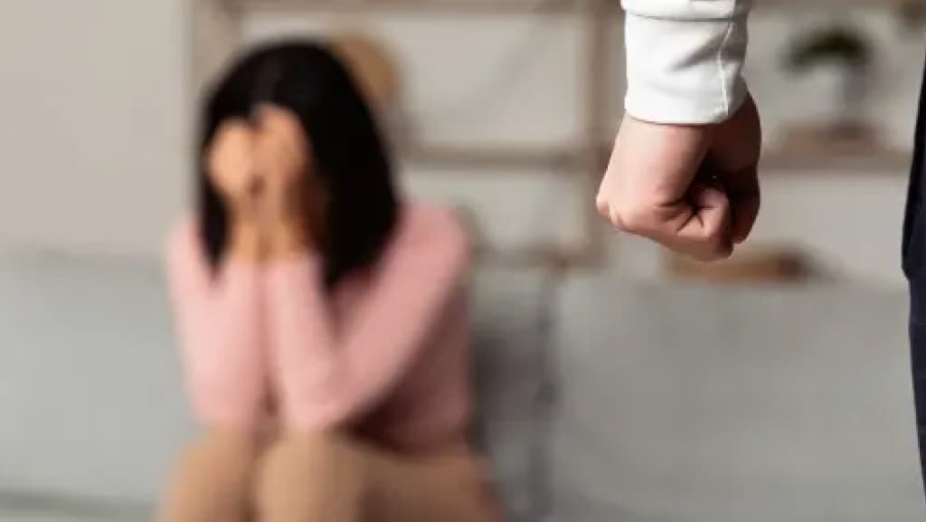 Dubai Court Fines Couple Dh16,000 for Mutual Assault in Domestic Dispute