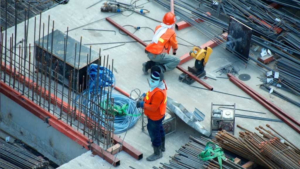 Comprehensive Contract Formation in UAE Construction Law: Ensuring Legal Certainty and Risk Management