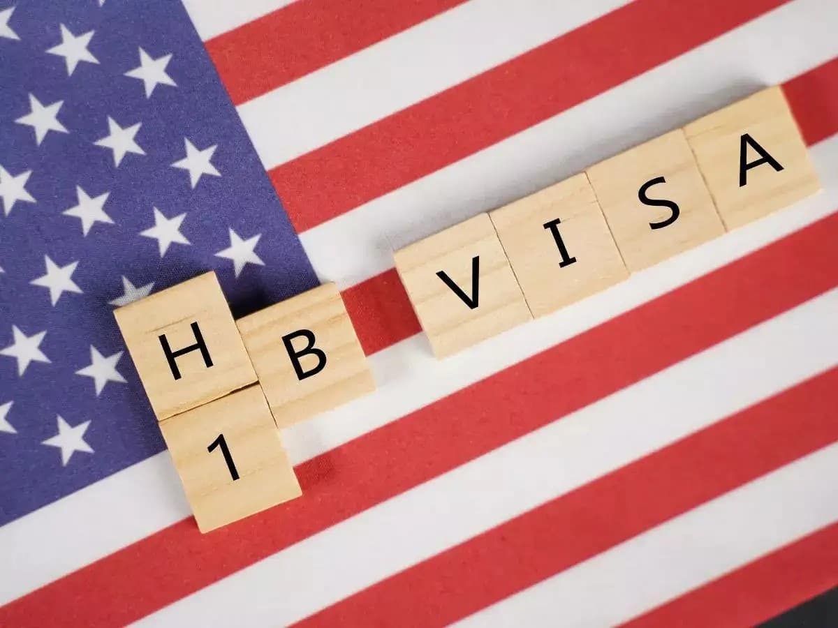 US Chamber of Commerce Sues Trump Admin Over $100,000 H-1B Visa Levy