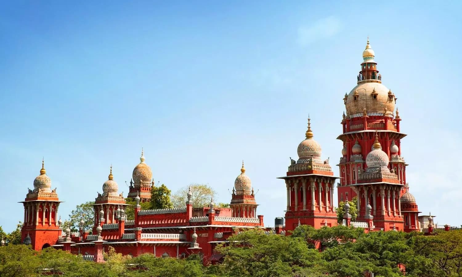 Madras HC Asks Centre to Frame Policy for Legal Aid to Indians Abroad