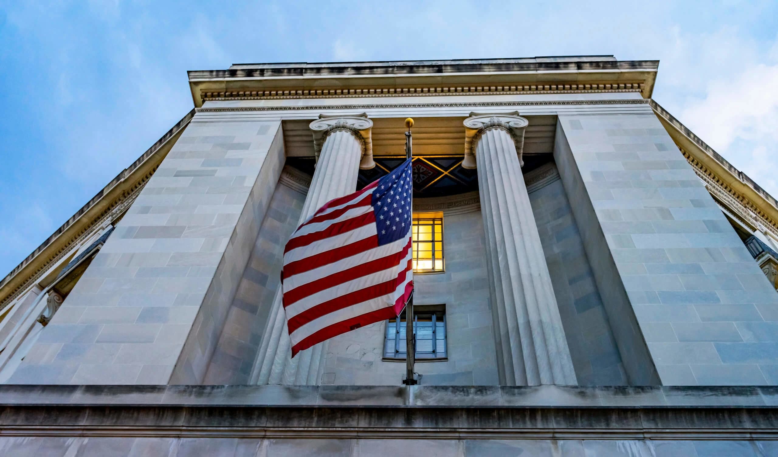 Mass Exodus of Federal Lawyers Transforms US Legal Workforce