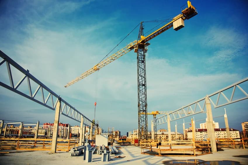 Time for Completion under UAE Construction Law: A Legal Analysis of Delay, Extensions and Contractual Risk Allocation