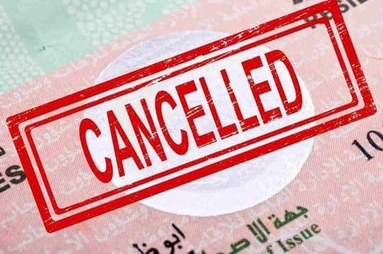 Long Grace Period After UAE Visa Cancellation: What Employees Must Know About Staying Legally in the Country