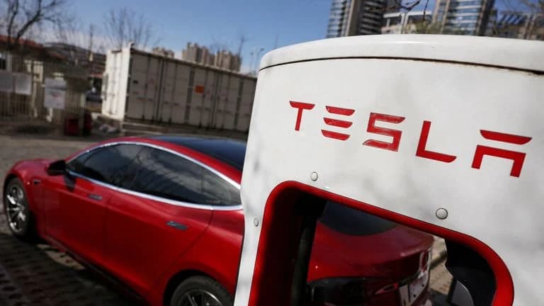 Tesla Wins Cut to $70 Million Legal Fees in Director Pay Lawsuit