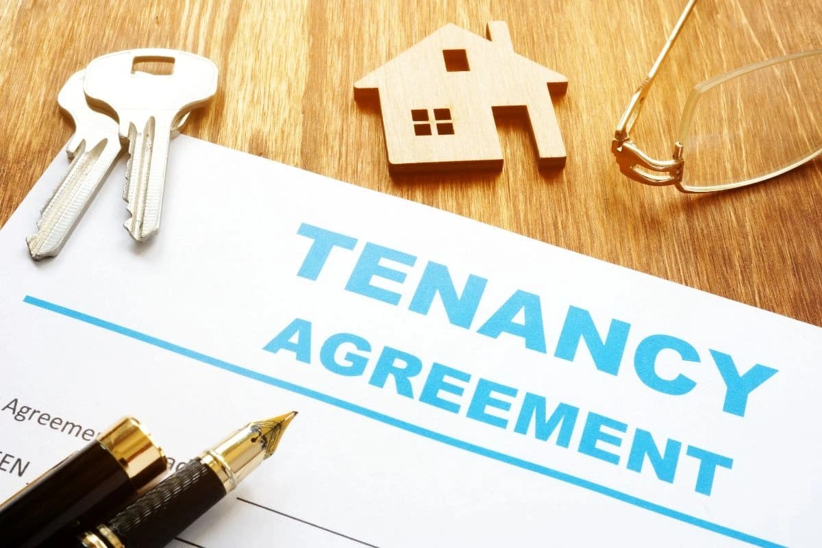 Dubai Rent Law: When Agents Can Charge Administration Fees and What Tenants Can Do if They Believe the Charge is Unfair