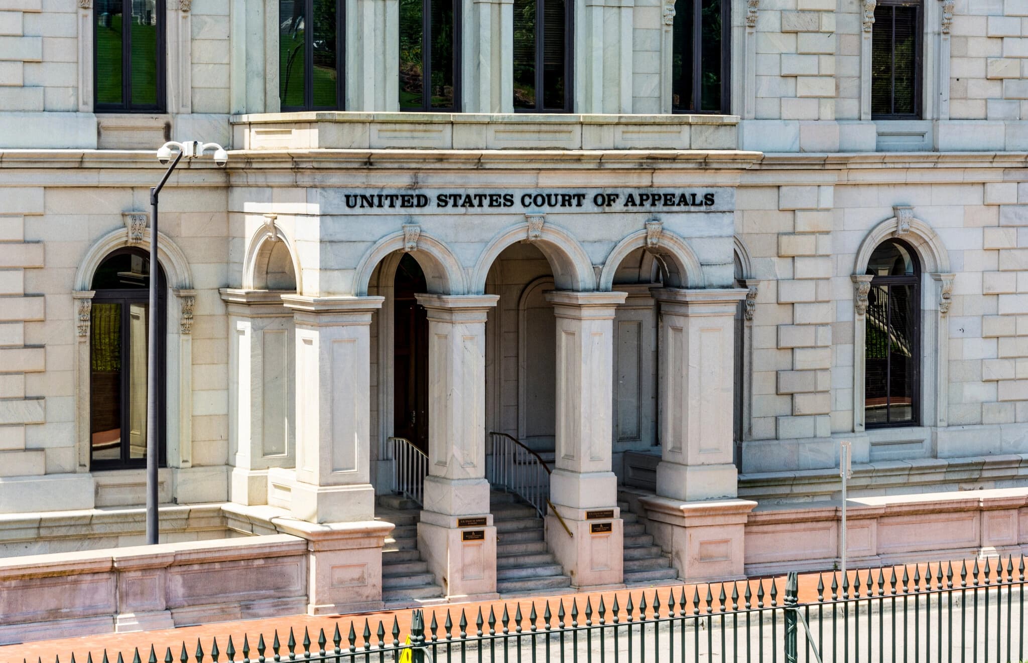 US Judge Rules Senior Lawyers Liable for AI-related Errors by Junior Staff, Orders Penalty, Training Over False Citation