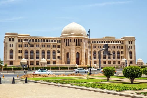 Muscat Court Cracks Down on Décor, Construction Firms Over Consumer Complaints