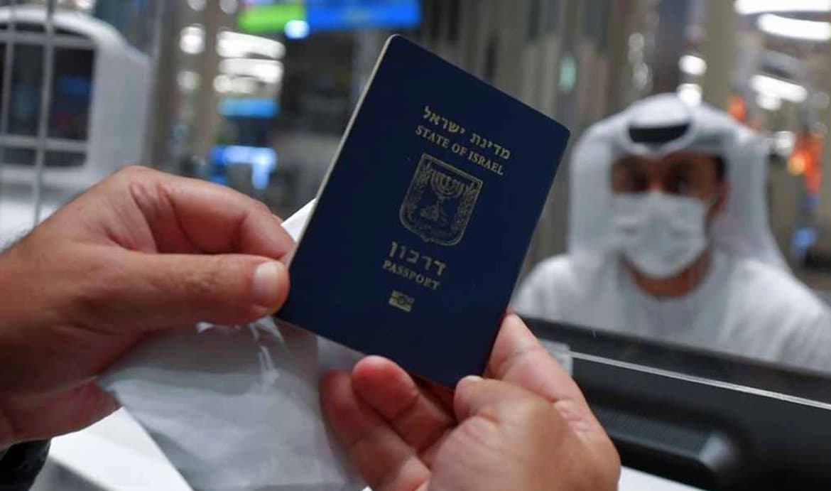 Can Employers Keep Employees' Passports in the UAE? Understanding the Law, Workers' Rights and Legal Remedies