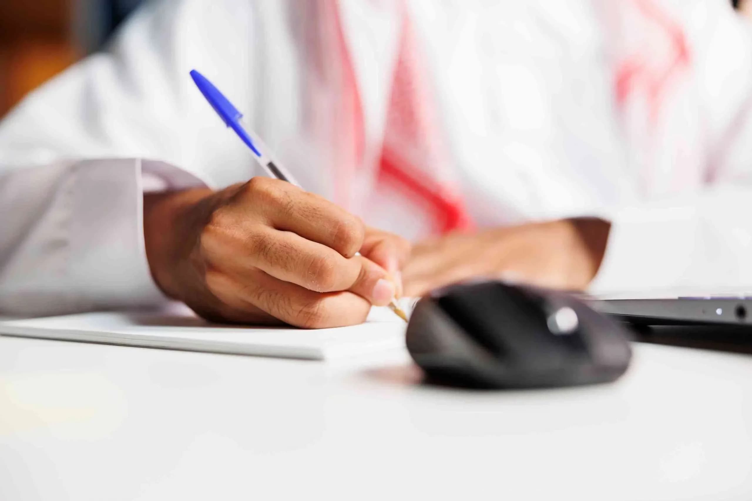 UAE Employees Must Honour Contractual Notice Period Before Resignation, Labour Law Clarifies