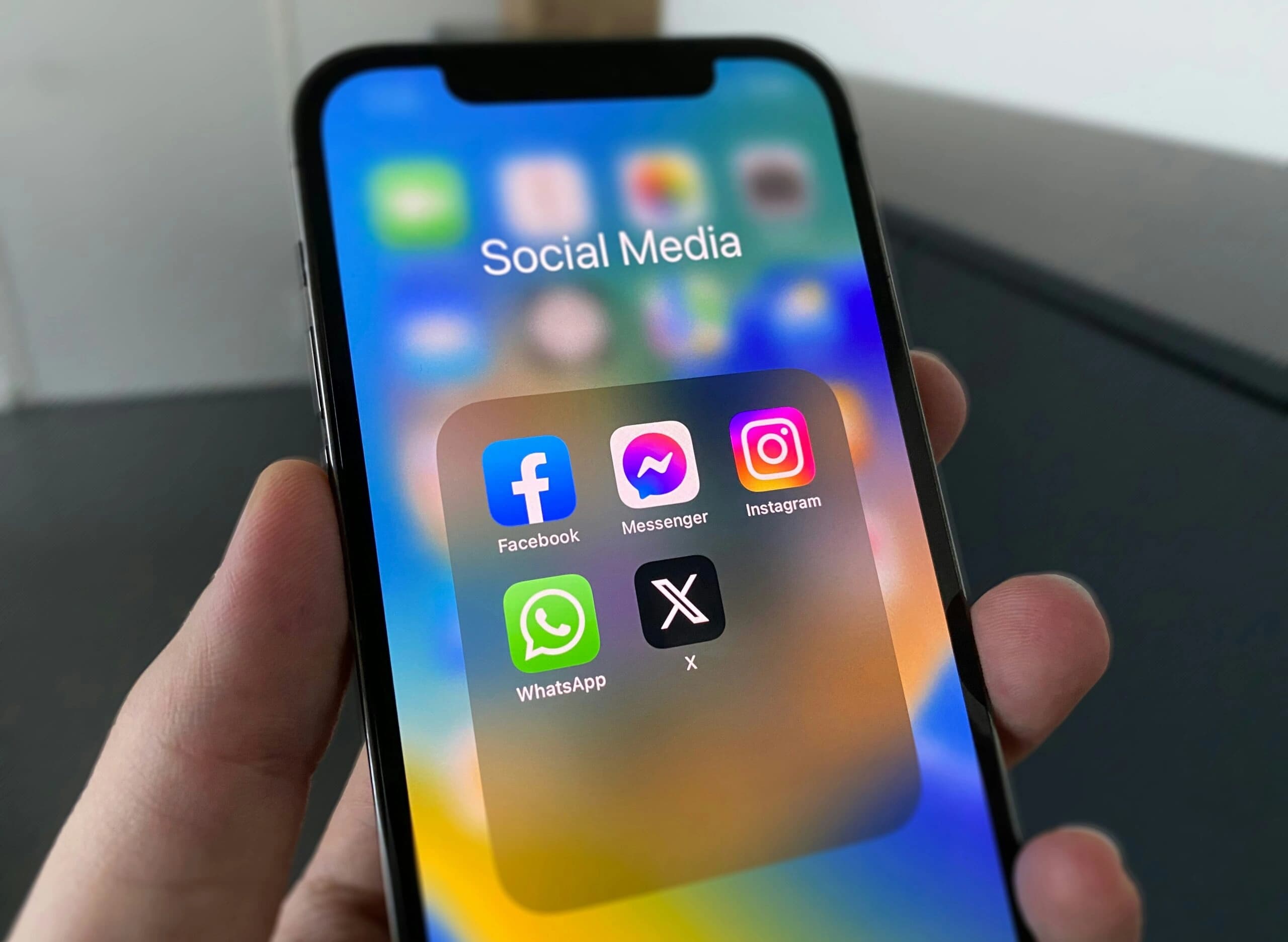 UAE’s New Social Media Law for Under-15s: How Platforms Will Verify Ages, Enforce Restrictions and Protect Children